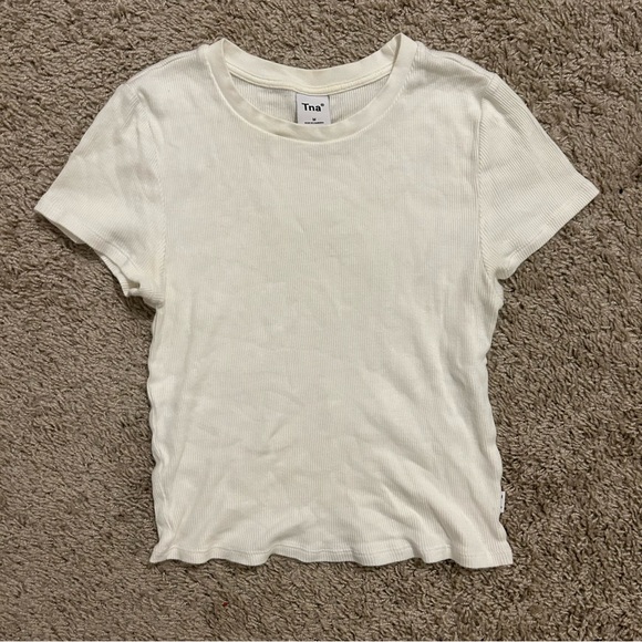 Aritzia Tops Aritzia Tna White Tee Poshmark